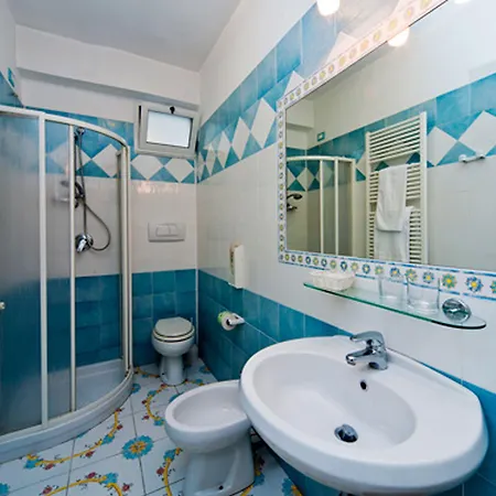 Bellevue Benessere & Relax Hotel 4*