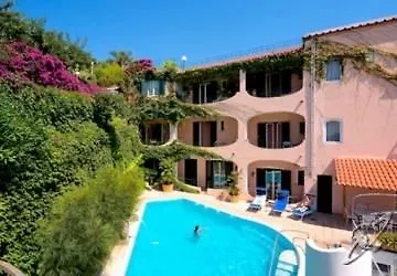 Bellevue Benessere & Relax Hotel 4*