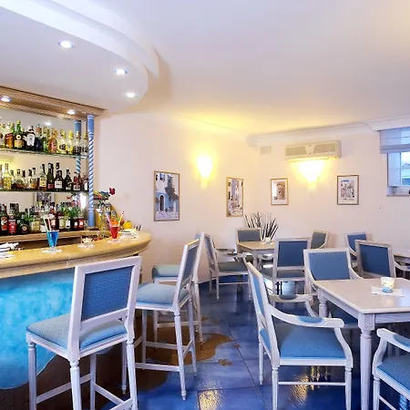 Bellevue Benessere & Relax מלון 4*