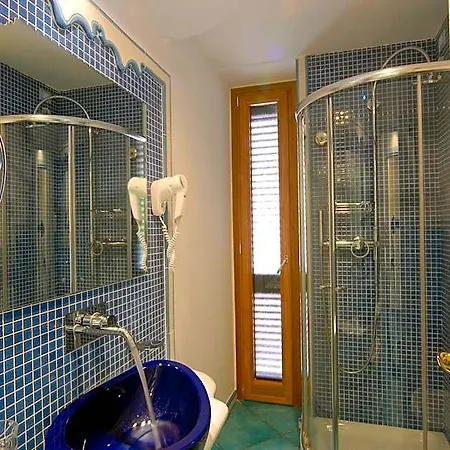 Bellevue Benessere & Relax מלון איסקיה