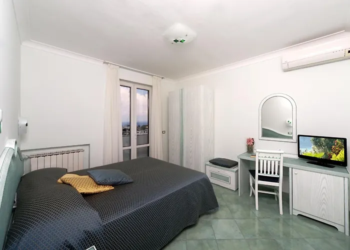 Bellevue Benessere & Relax Искья